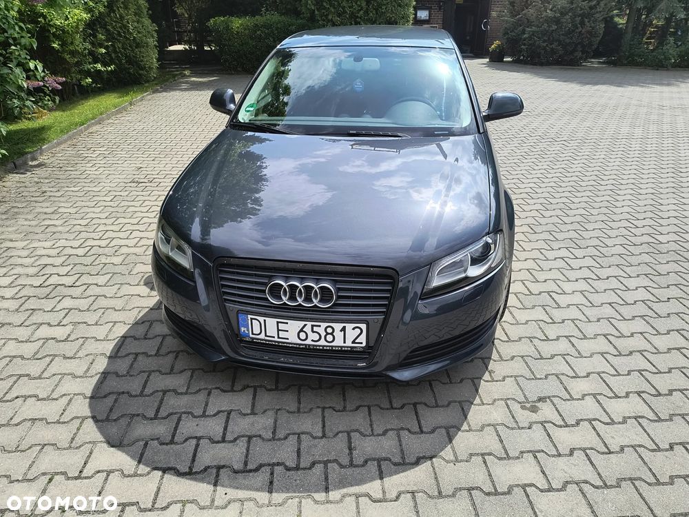 Audi A3 Sportback - 2