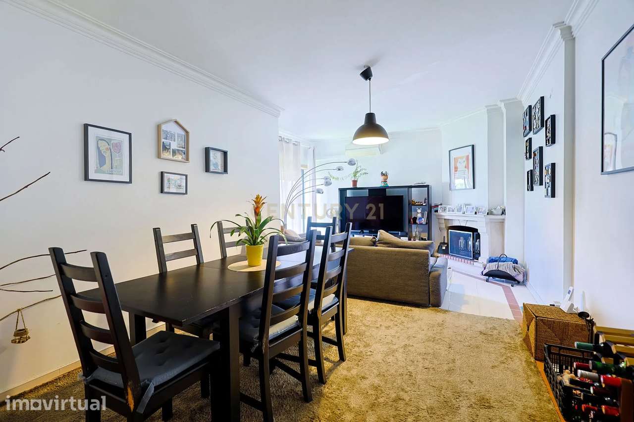 Excelente Apartamento T3 no Feijó – Conforto, Luminosidade e Centralid - Grande imagem: 5/32