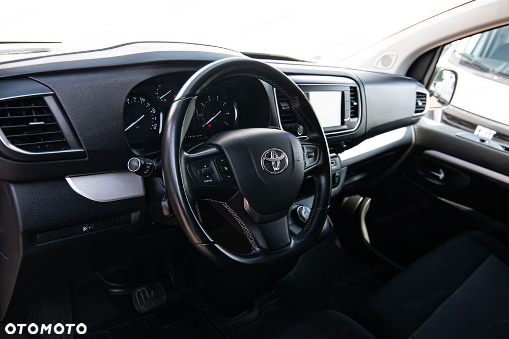 Toyota Proace Verso - 16