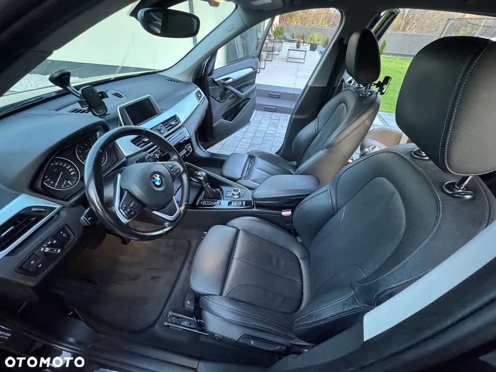 BMW X1 xDrive20i xLine - 16