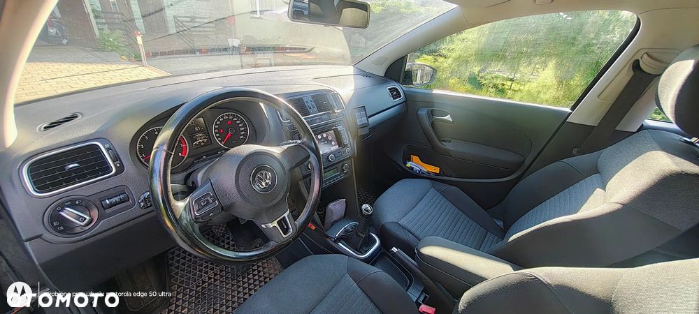 Volkswagen Polo 1.4 16V Highline - 9