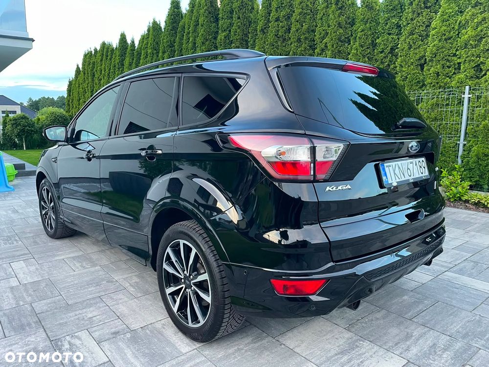 Ford Kuga 2.0 TDCi 4x4 ST-Line - 39
