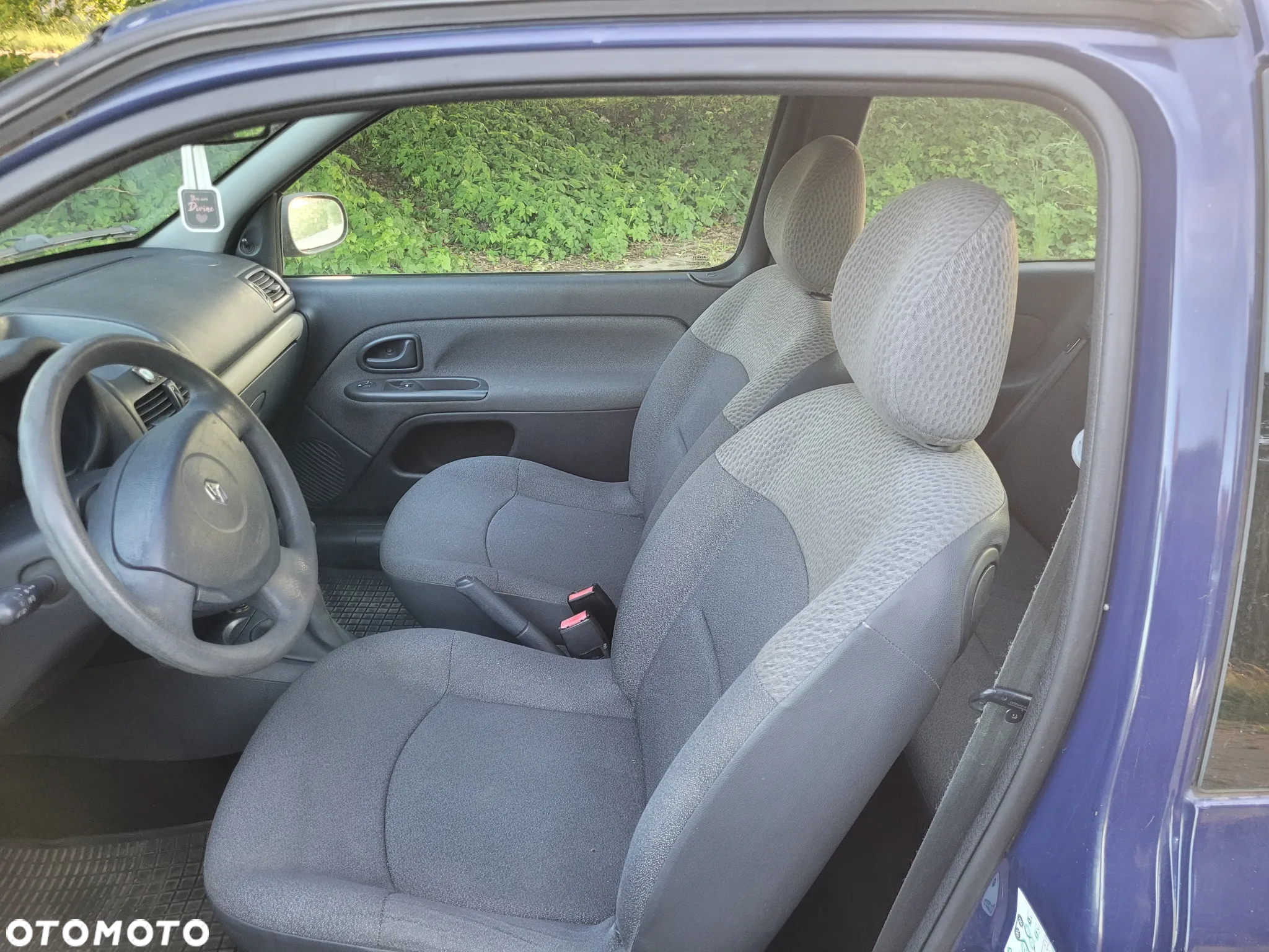 Renault Clio - 7