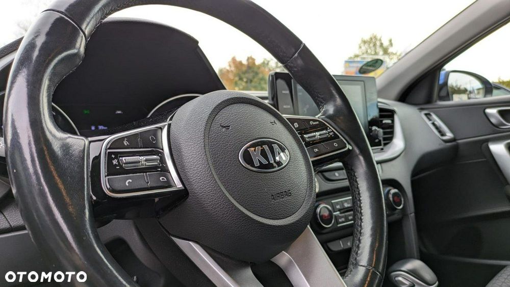 Kia XCeed - 14