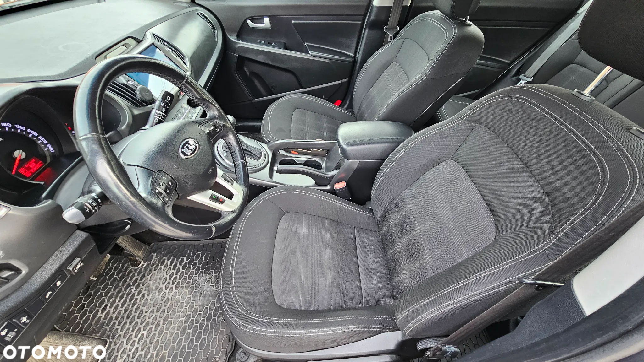 Kia Sportage 2.0 L 2WD - 13