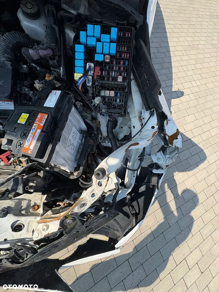 Toyota Corolla 1.8 Hybrid Comfort - 15