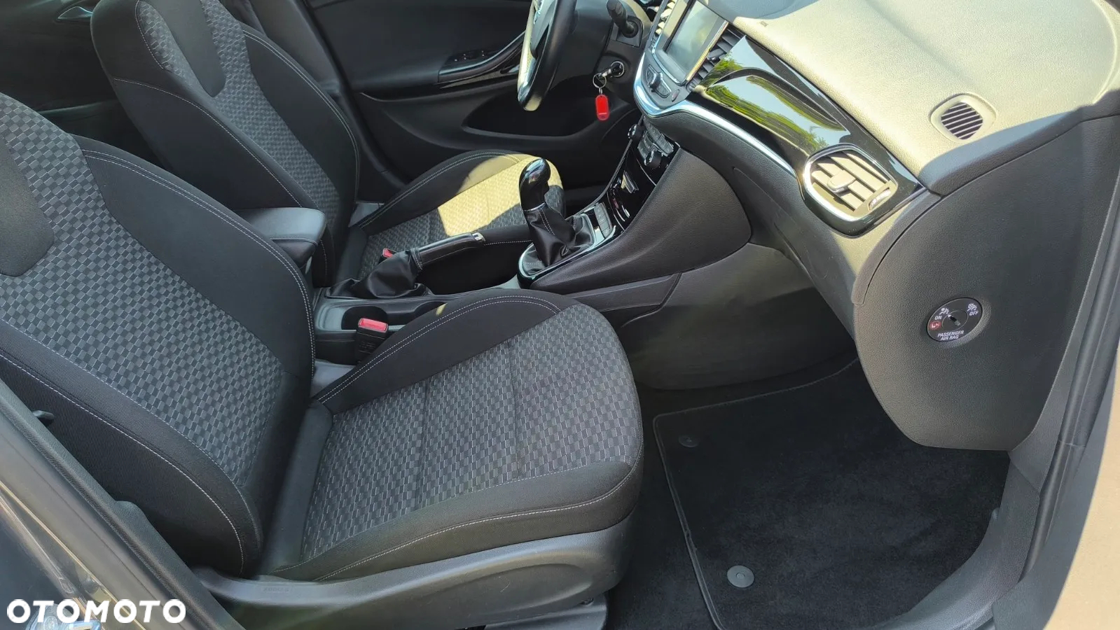 Opel Astra 1.6 Turbo Start/Stop Dynamic - 14
