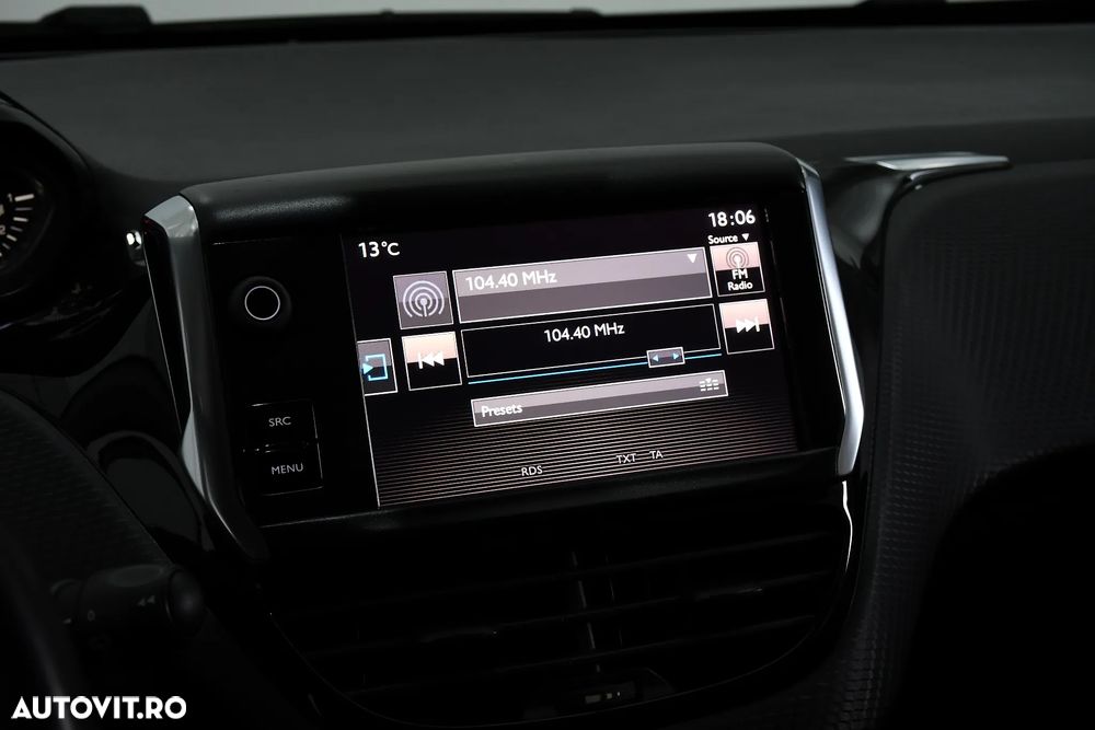 Peugeot 2008 PureTech 110 Stop&Start Crossway - 33