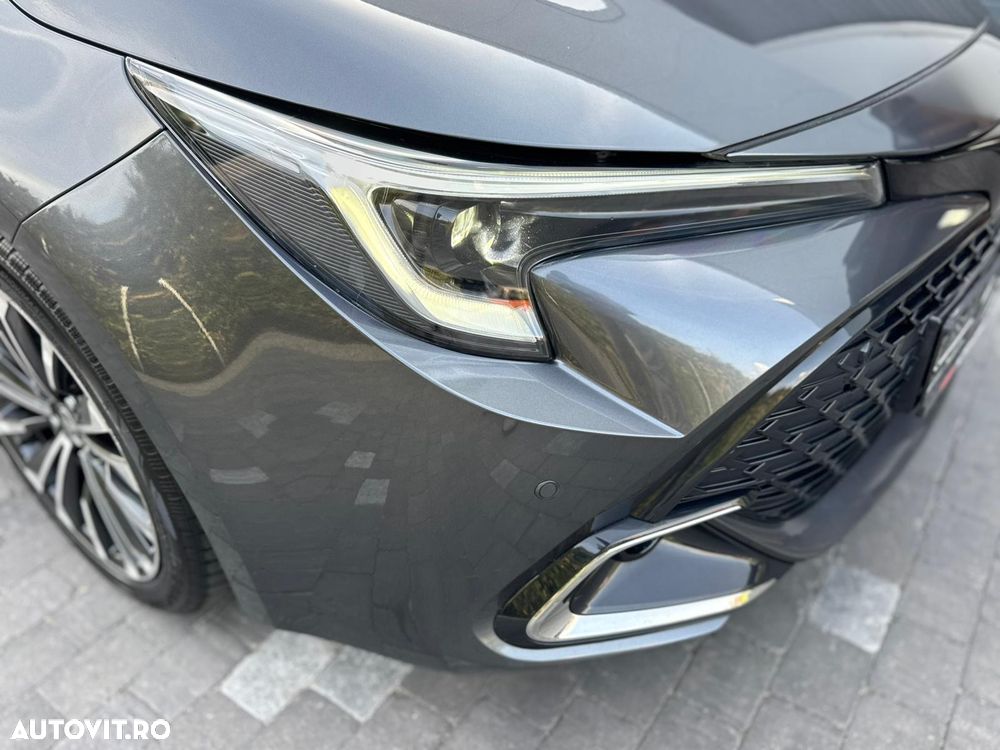 Toyota Corolla - 25