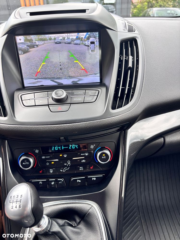 Ford Kuga - 19