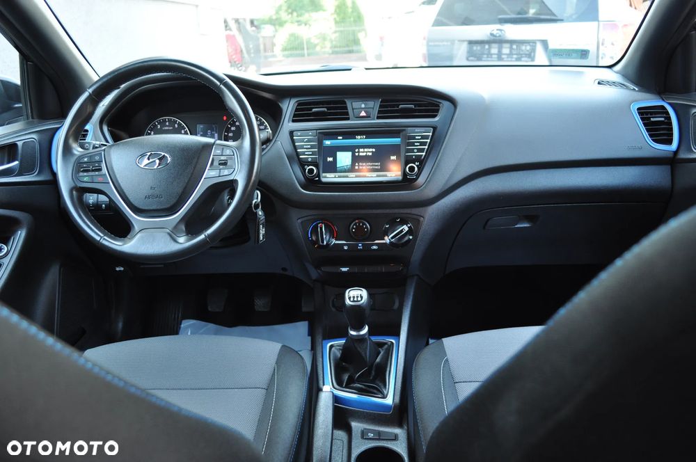 Hyundai i20 blue 1.2 Select - 18