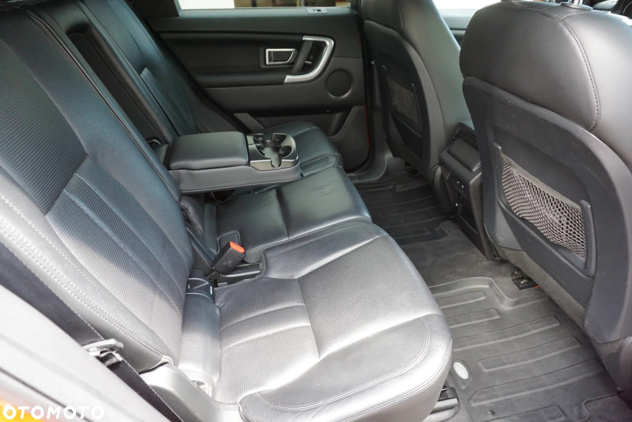 Land Rover Discovery Sport 2.0 TD4 HSE Luxury - 19