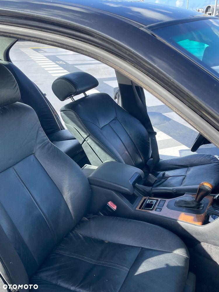 BMW Seria 5 - 11
