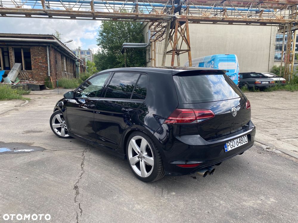 Volkswagen Golf - 4