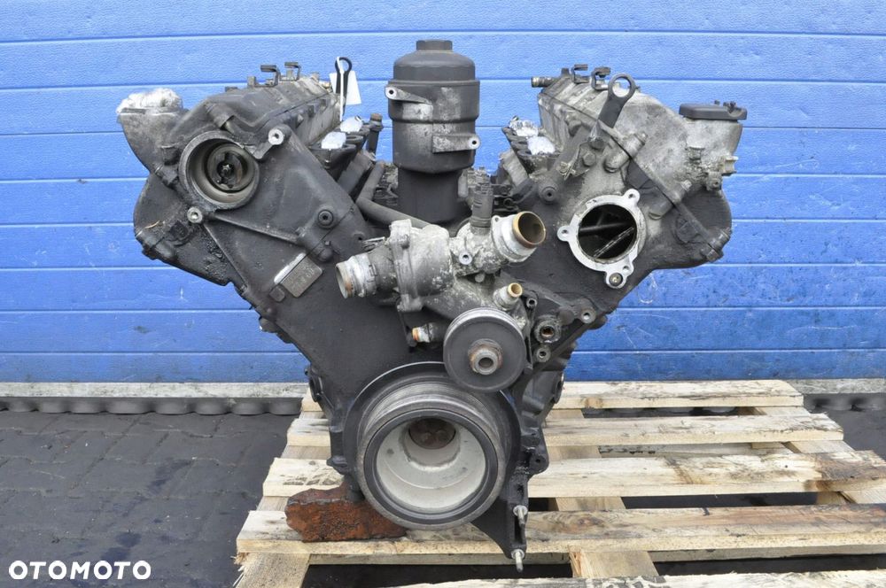 BMW 7 E65 740d 3.9 V8 258KM SILNIK 398D1 M67D39 - 1