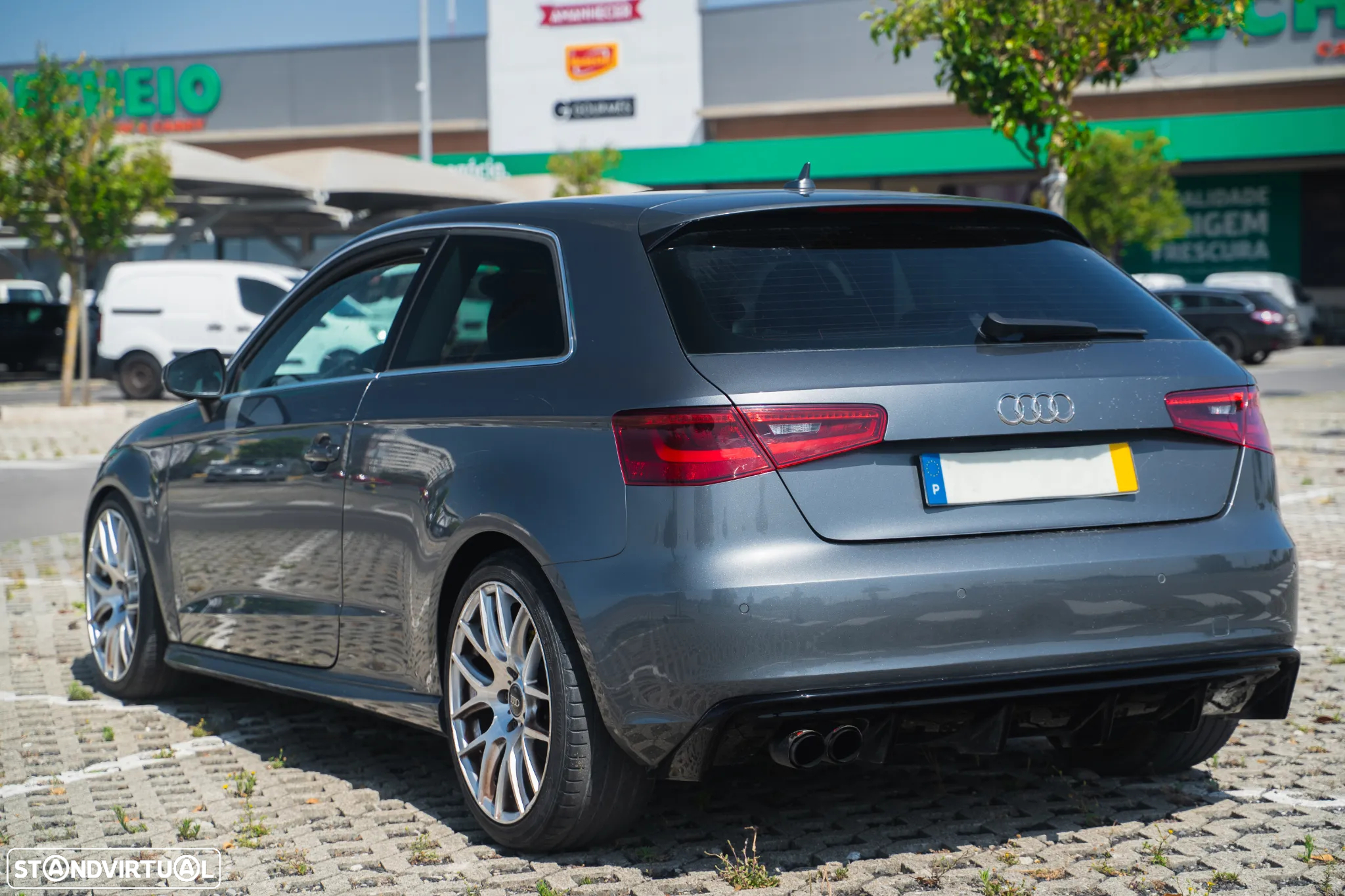 Audi A3 1.6 TDI Attraction - 4