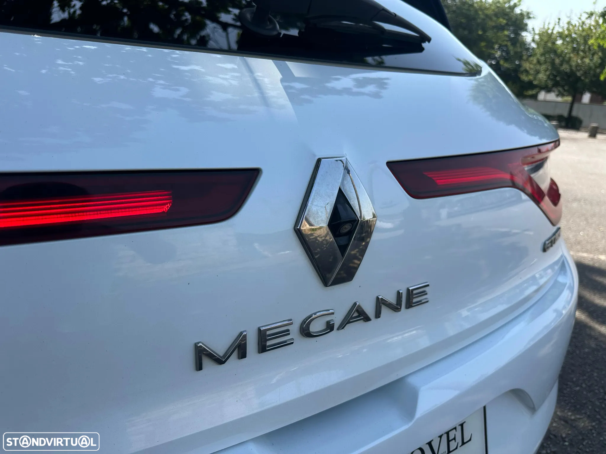 Renault Mégane 1.2 TCE GT Line EDC J18 - 15