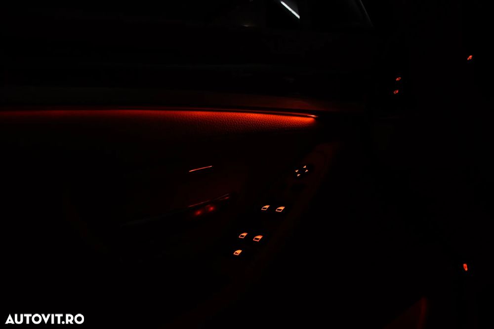 BMW Seria 5 520d - 36