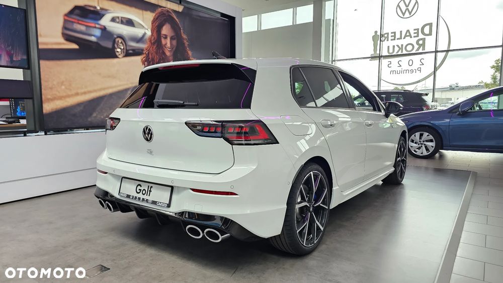 Volkswagen Golf 2.0 TSI 4Motion R DSG - 16