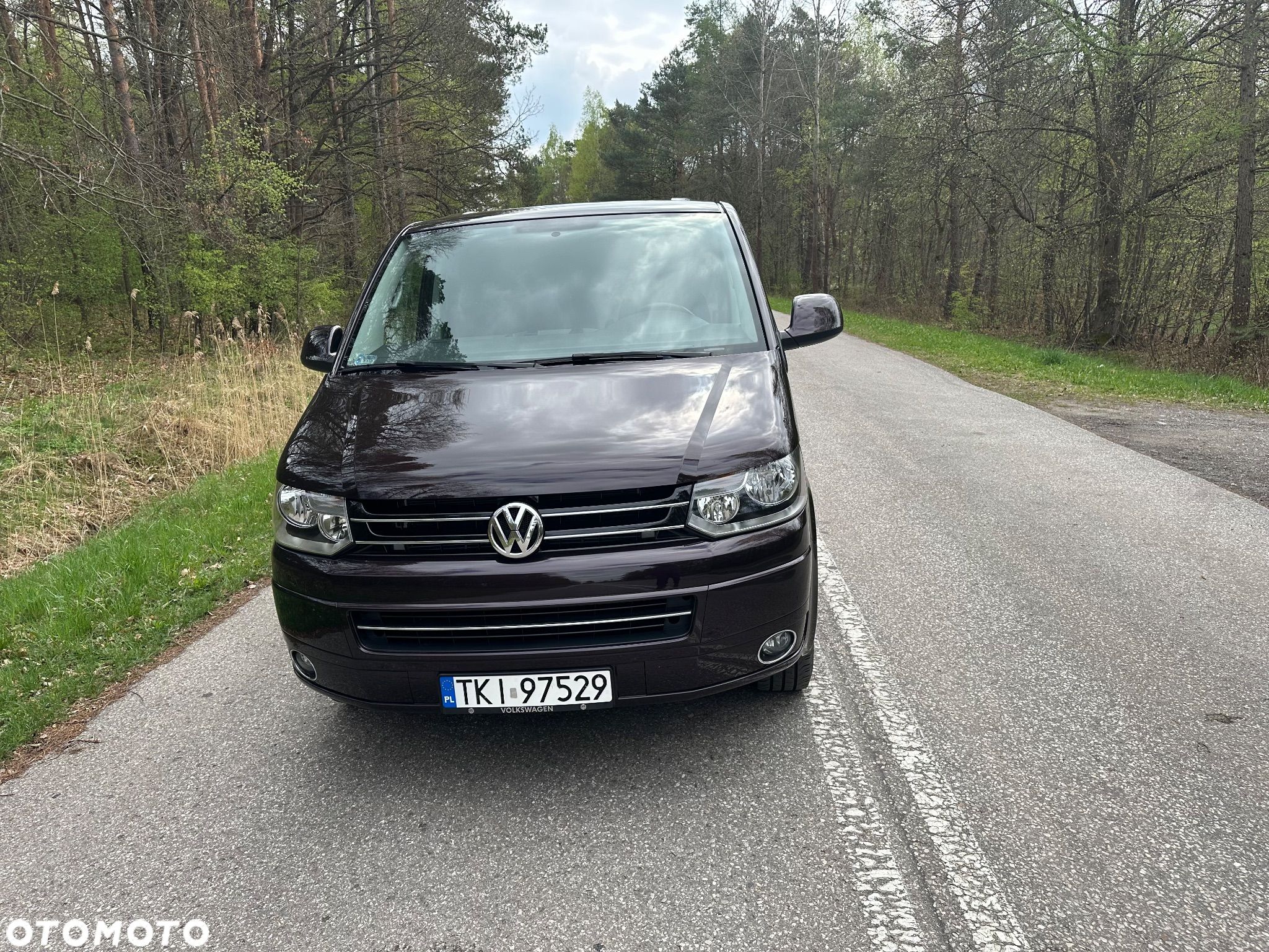 Volkswagen Transporter - 1