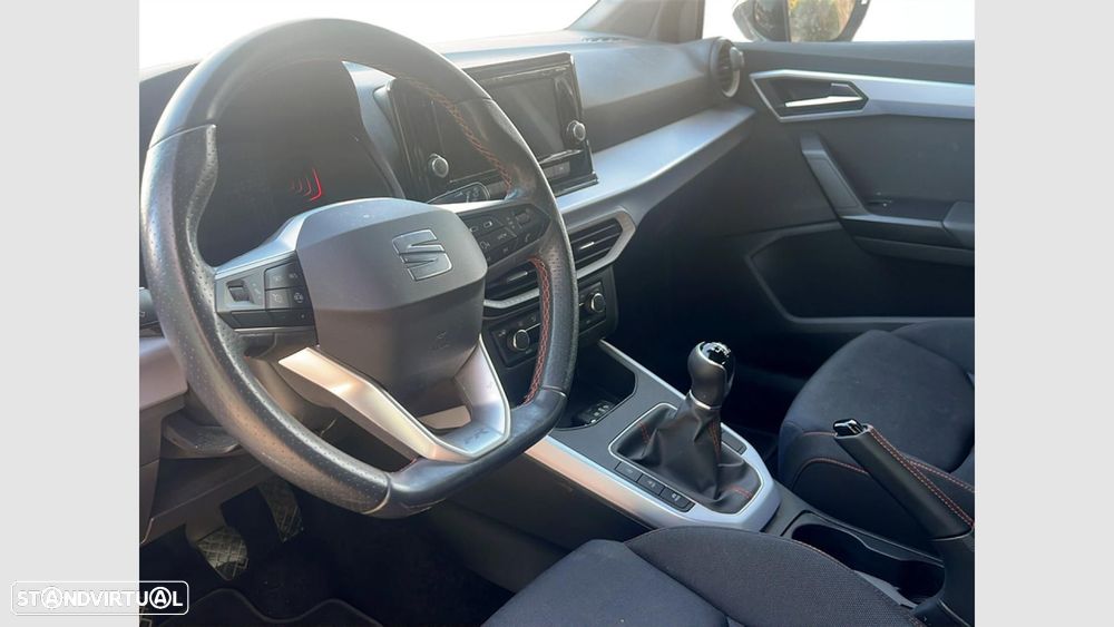 SEAT Arona 1.0 TSI FR - 14