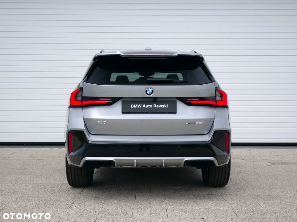 BMW X1 xDrive23i mHEV M Sport sport - 11