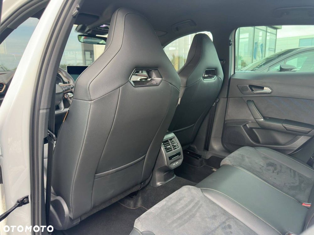 Cupra Formentor 1.5 eTSI mHEV DSG - 16