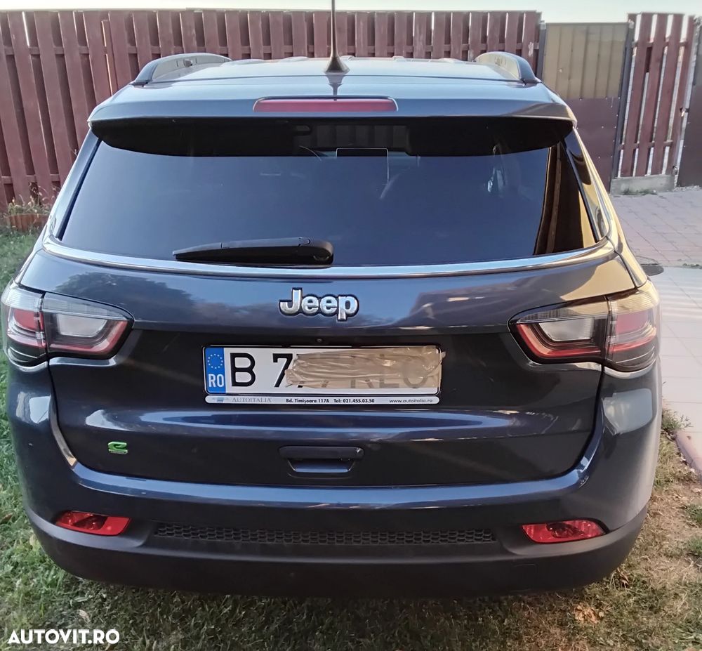 Jeep Compass - 4