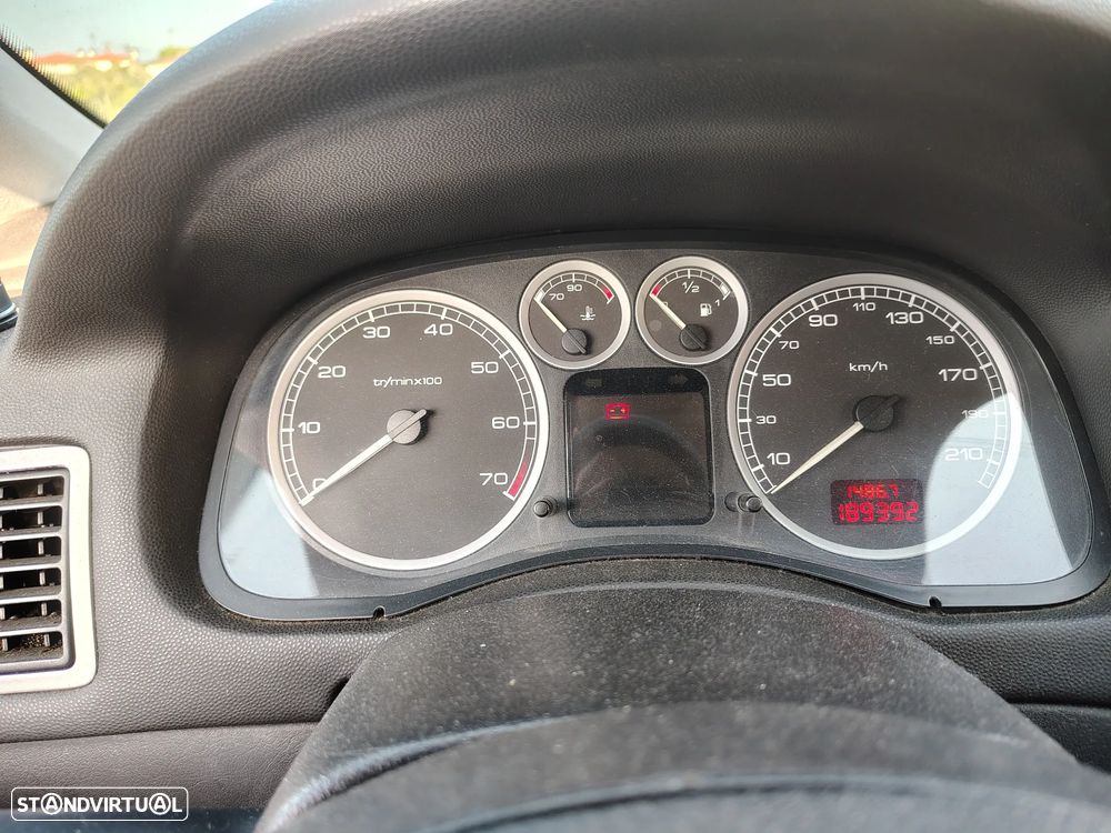 Peugeot 307 1.6 16V XT - 6