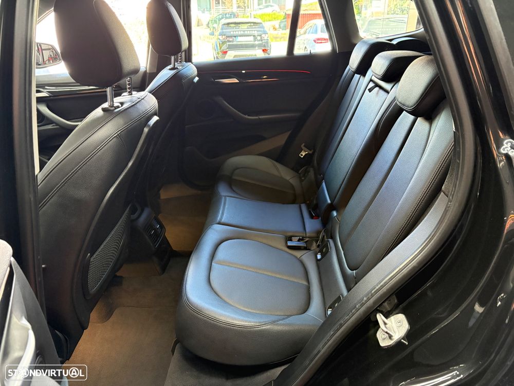 BMW X1 16 d sDrive Line Sport - 37