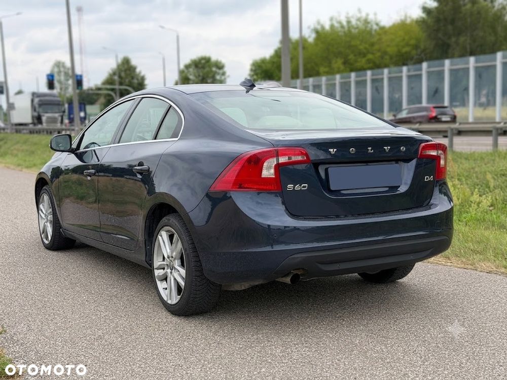 Volvo S60 D4 Summum - 4