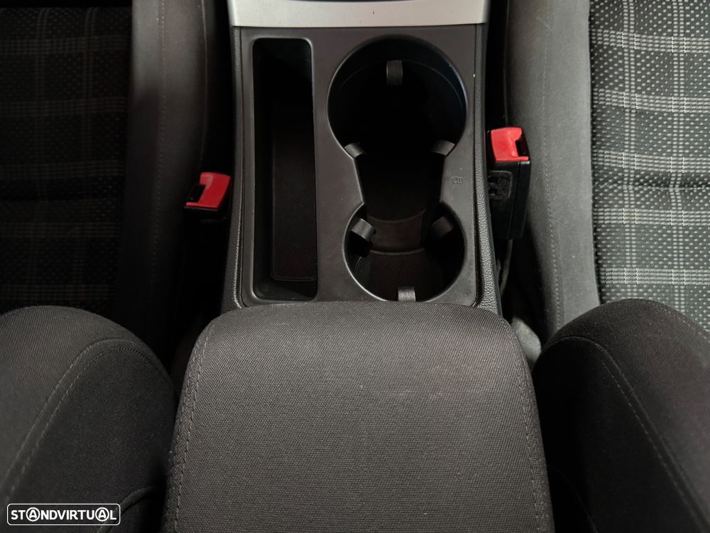 Audi A4 2.0 TDI exclusive - 28