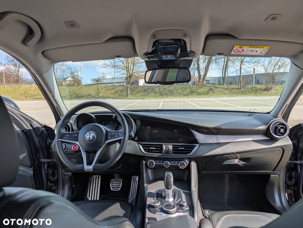 Alfa Romeo Giulia 2.0 Turbo Veloce Q4 - 7