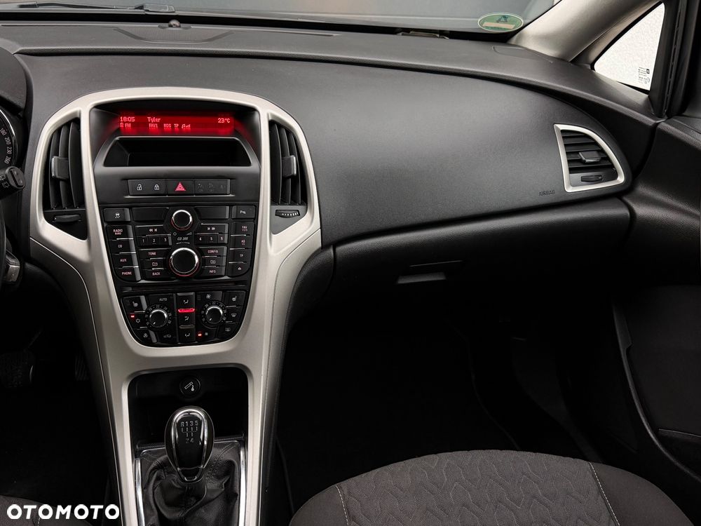 Opel Astra 1.4 Sport - 10