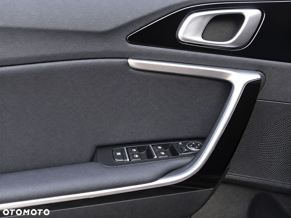 Kia ProCeed 1.5 T-GDI GT Line DCT - 31