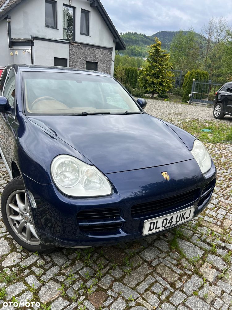 Porsche Cayenne - 8
