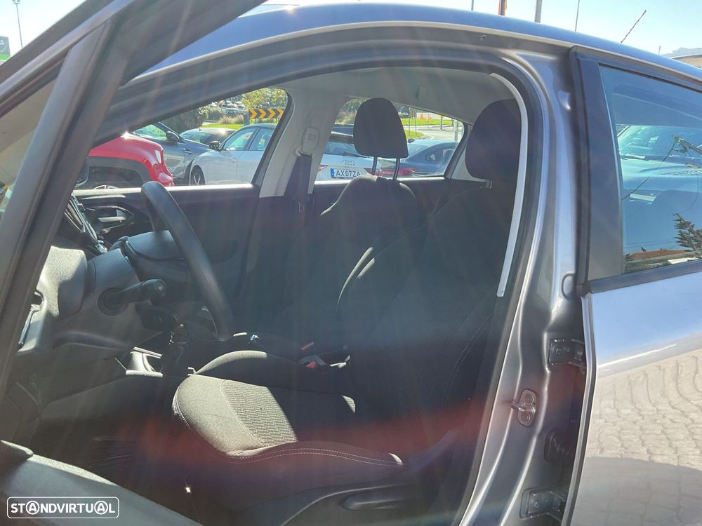 Peugeot 208 1.2 PureTech Active - 17