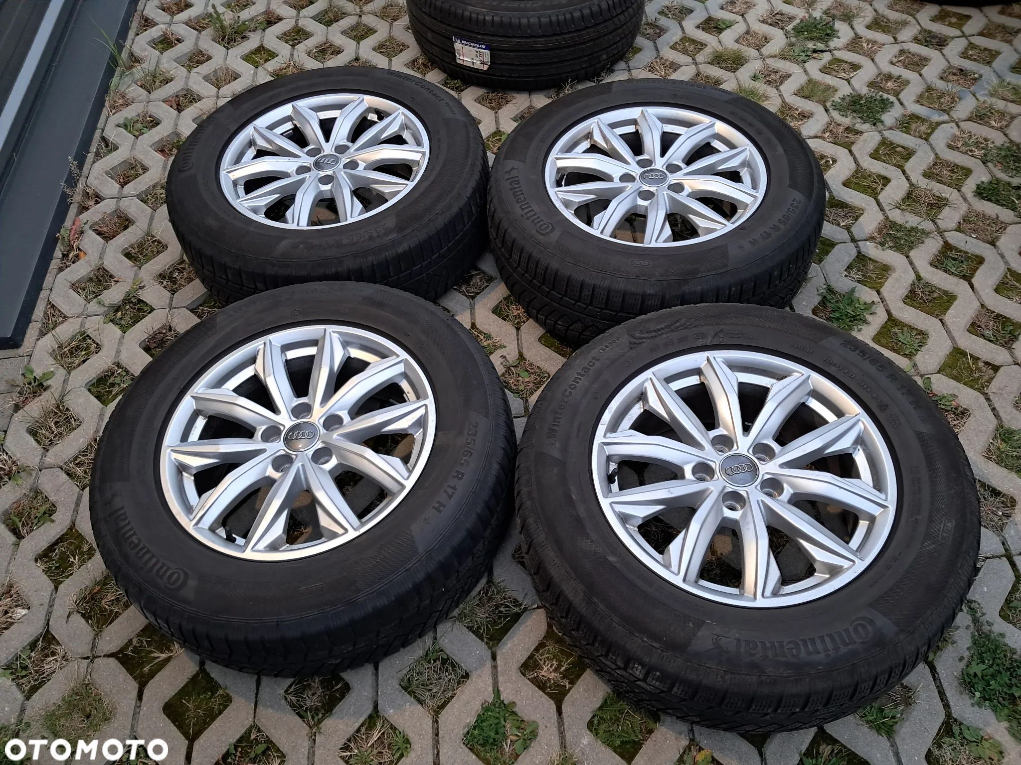 Felgi Aluminiowe Audi Q5 80A 601 025J 7Jx17 et34 Alufelgi komplet śliczne - 1