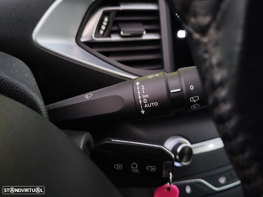 Peugeot 308 SW 1.5 BlueHDi Active Pack - 17