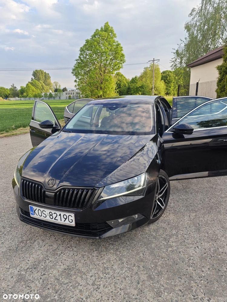 Skoda Superb 2.0 TSI Style DSG - 26