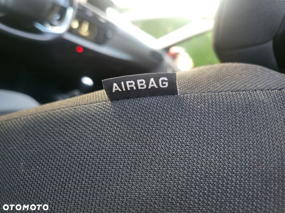 Citroën C4 Picasso e-HDi 115 Exclusive - 32