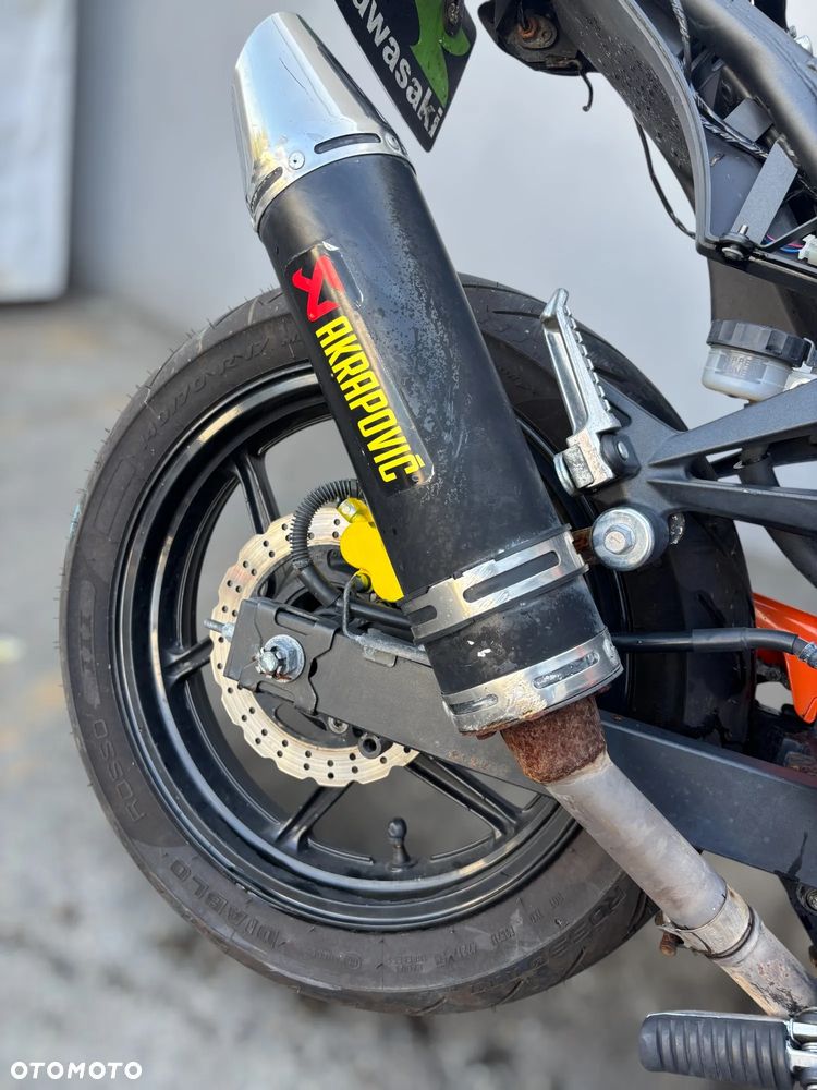Kawasaki Ninja 250R - 13