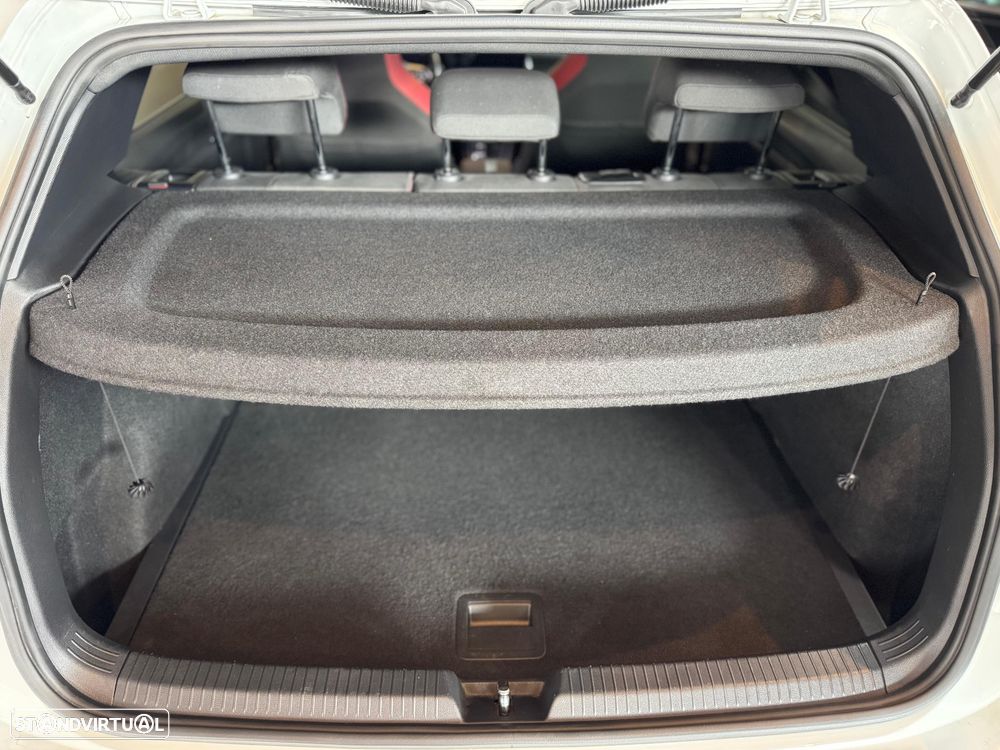VW Golf GTI 2.0 TSI OPF DSG Performance - 55