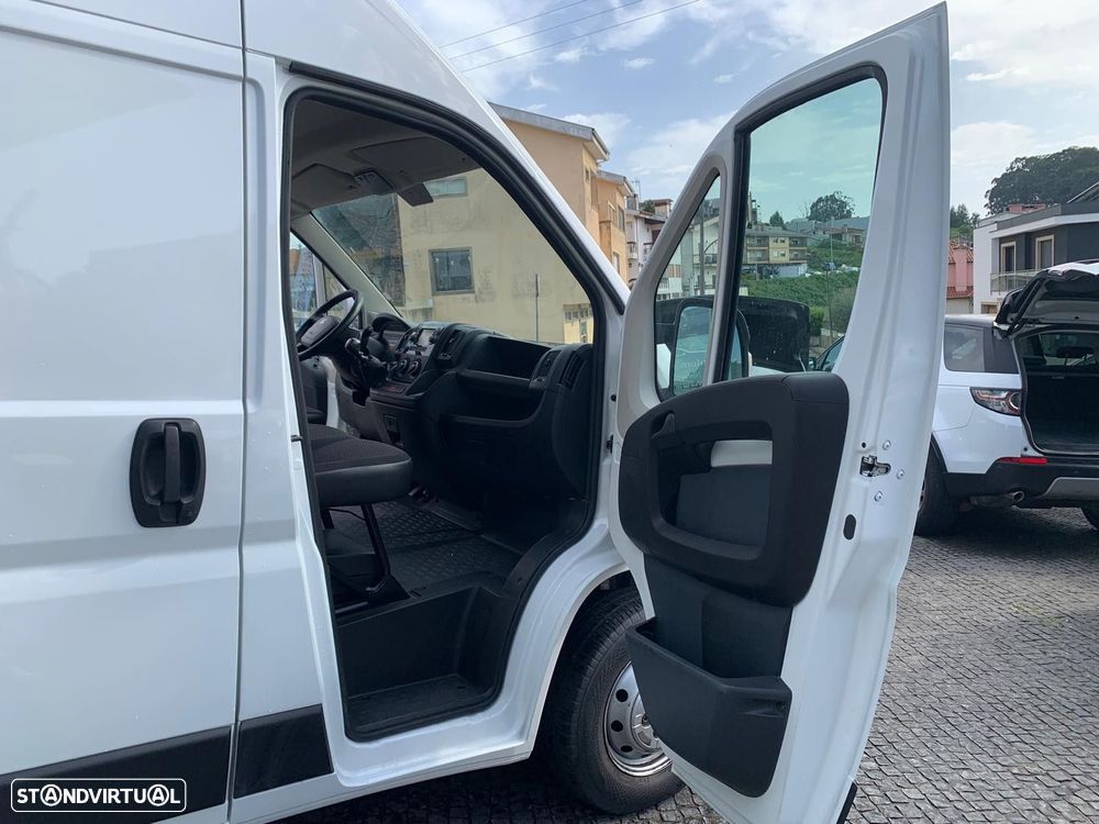 Peugeot Boxer 2.2 BlueHDi 330 L2H1 Premium - 17