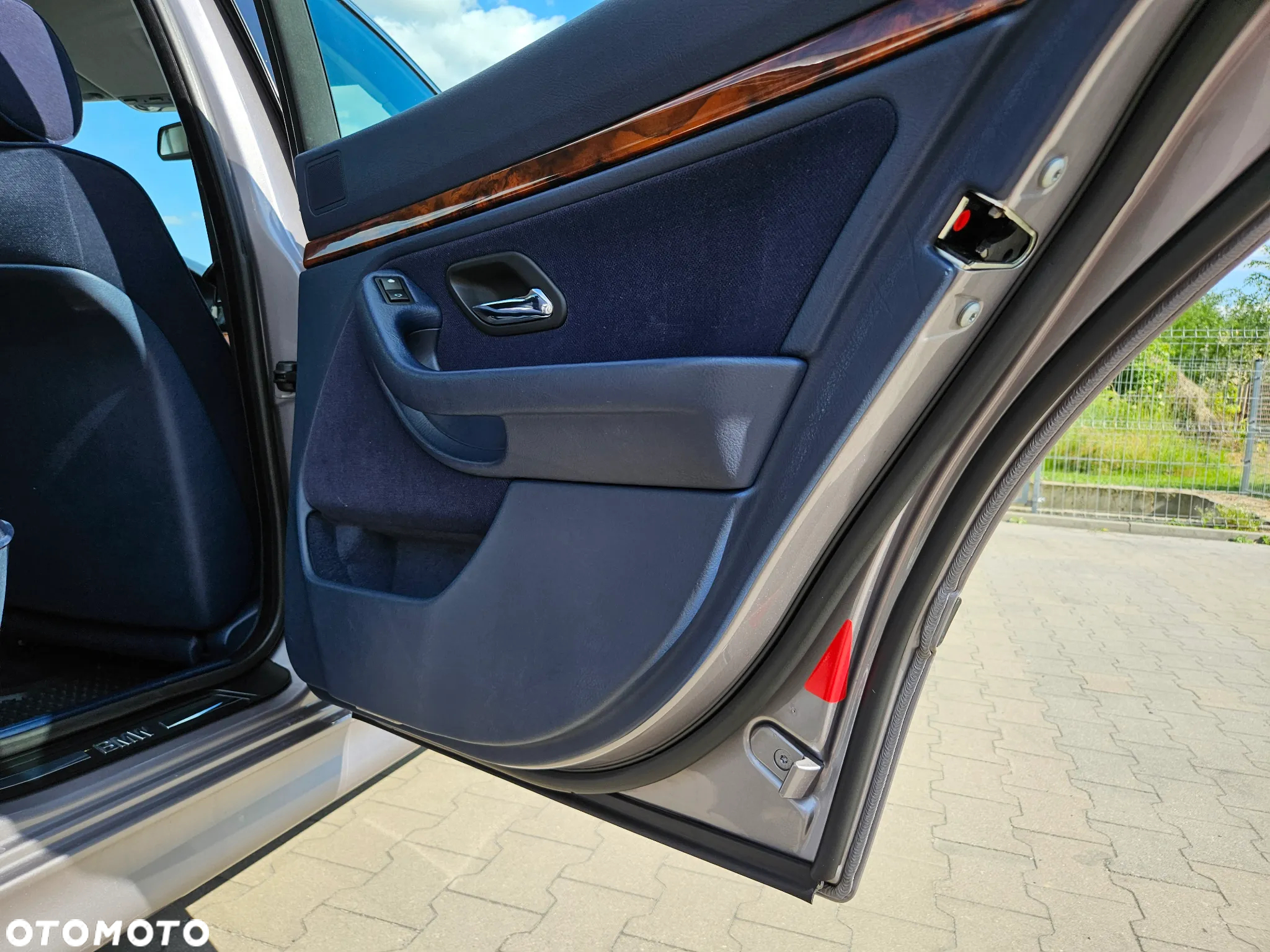 BMW Seria 5 520i - 20