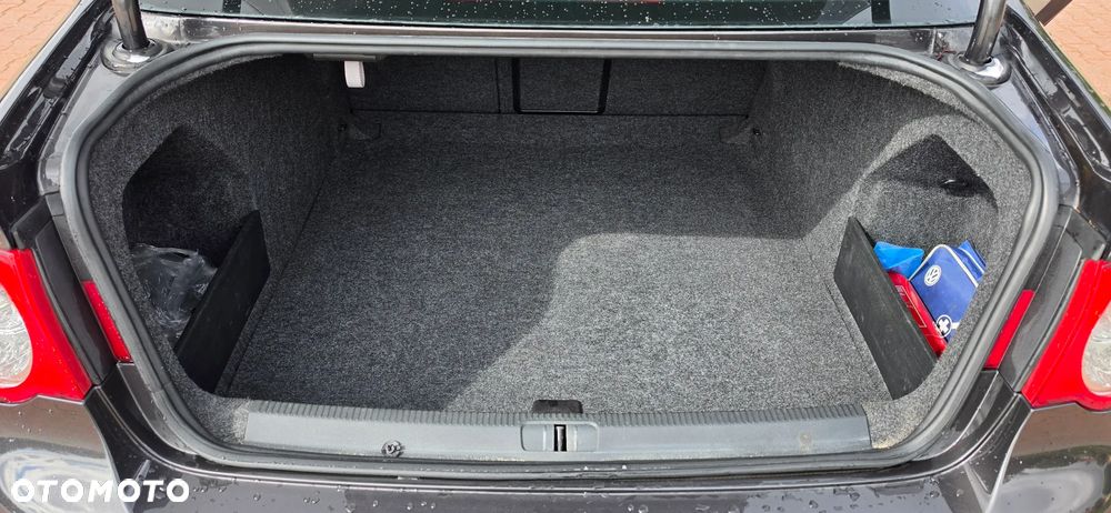 Volkswagen Passat 2.0 TDI Comfortline R-Style DSG - 20