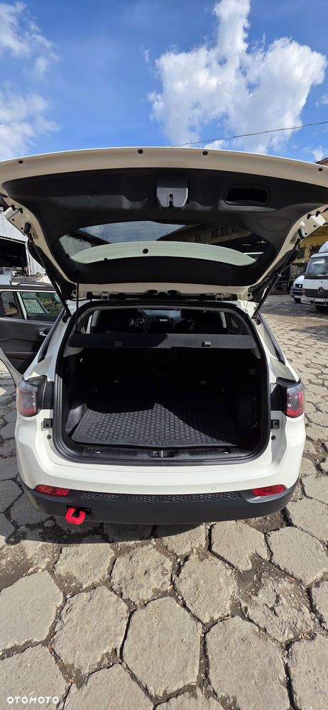 Jeep Compass 2.0 MJD Trailhawk 4WD S&S - 16