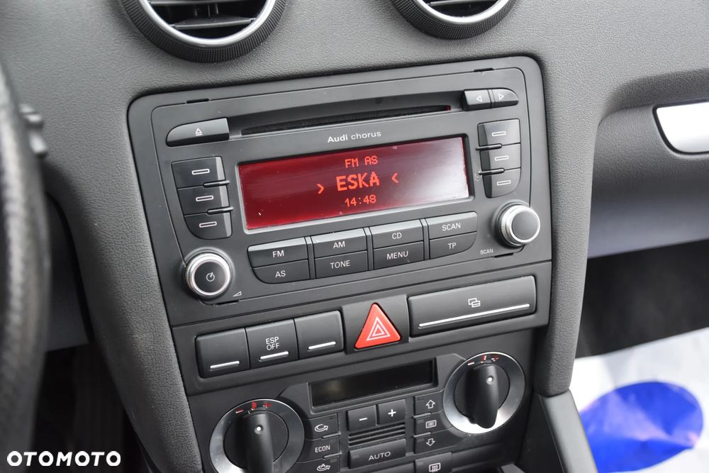 Audi A3 Sportback 2.0 TDI DPF Ambiente - 23