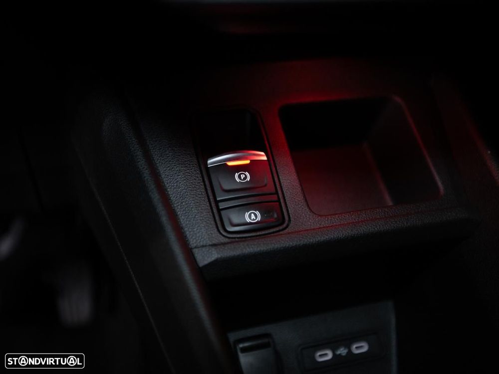 Renault 5 E-Tech 52 kWh Techno Autonomia Conforto - 28