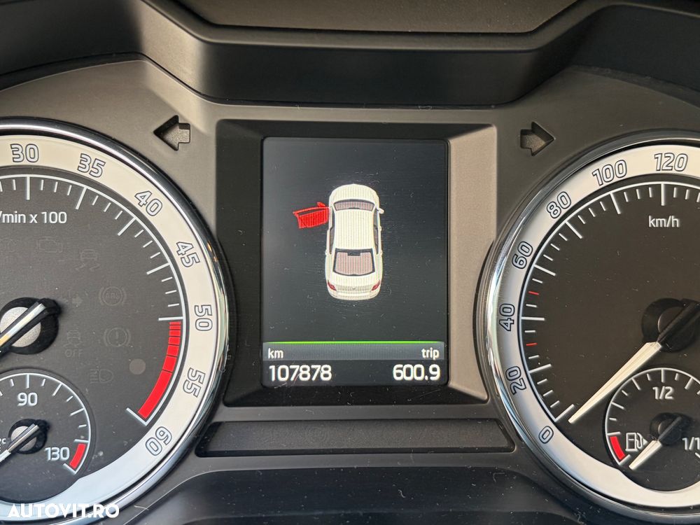 Skoda Octavia 2.0 TDI Style - 11